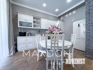 Дом 150м², 2-этажный, участок 3 сот.  
