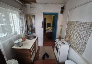 Дом 30м&sup2;, 3-этажный, участок 6 сот.  