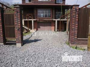 Дом 356м&sup2;, 3-этажный, участок 5 сот.  