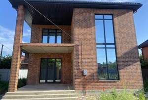 Дом 165м&sup2;, 2-этажный, участок 4 сот.  