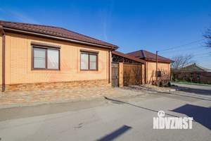 Дом 184м&sup2;, 1-этажный, участок 4 сот.  