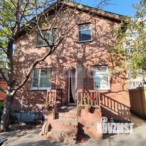 Дом 151м&sup2;, 2-этажный, участок 2 сот.  