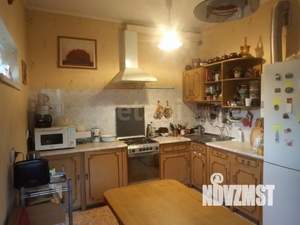 Дом 224м², 3-этажный, участок 4 сот.  