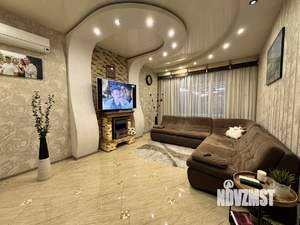 Дом 173м&sup2;, 2-этажный, участок 3 сот.  