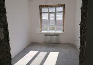 Дом 180м&sup2;, 1-этажный, участок 10 сот.  