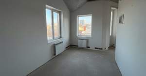 Дом 165м&sup2;, 3-этажный, участок 3 сот.  