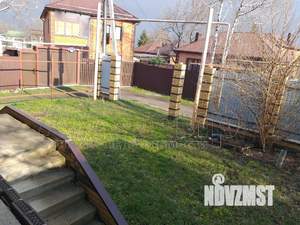 Дом 215м&sup2;, 2-этажный, участок 4 сот.  