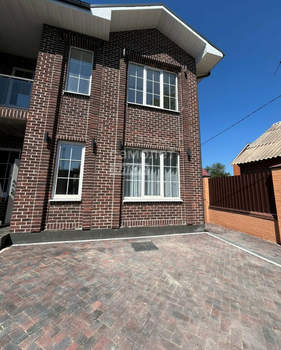 Дом 145м², 2-этажный, участок 3 сот.  