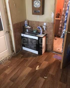 Дом 137м&sup2;, 2-этажный, участок 6 сот.  