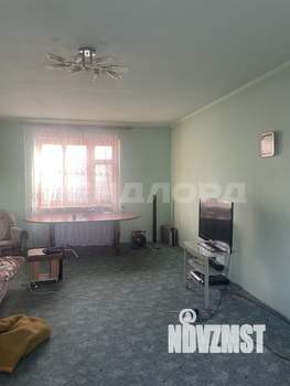 Дом 242м², 3-этажный, участок 4 сот.  