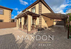 Дом 200м², 2-этажный, участок 5 сот.  