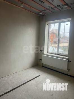 Дом 205м&sup2;, 2-этажный, участок 6 сот.  