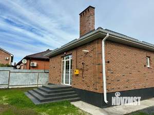 Дом 100м&sup2;, 1-этажный, участок 5 сот.  