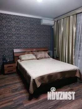 Дом 140м&sup2;, 2-этажный, участок 3 сот.  