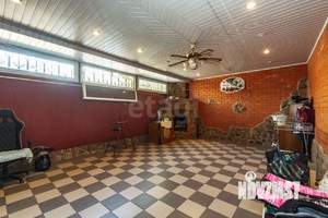 Дом 565м&sup2;, 3-этажный, участок 2 сот.  