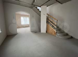 Дом 165м&sup2;, 3-этажный, участок 3 сот.  