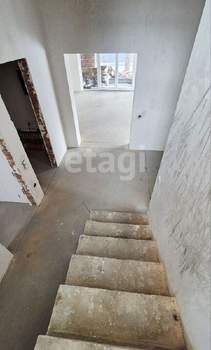 Дом 175м&sup2;, 2-этажный, участок 4 сот.  