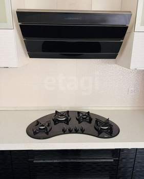 Дом 178м&sup2;, 2-этажный, участок 3 сот.  