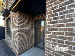 Дом 152м&sup2;, 2-этажный, участок 4 сот.  