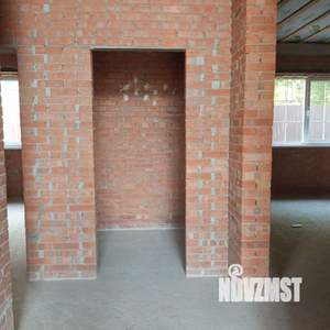 Дом 148м&sup2;, 2-этажный, участок 4 сот.  