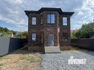 Дом 140м², 2-этажный, участок 4 сот.  