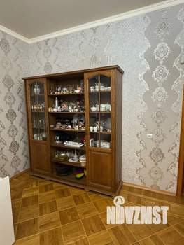 Дом 300м², 3-этажный, участок 6 сот.  