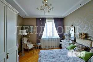 Дом 342м&sup2;, 3-этажный, участок 9 сот.  