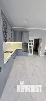 Дом 190м&sup2;, 2-этажный, участок 3 сот.  