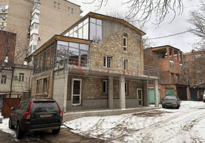 Дом 250м&sup2;, 2-этажный, участок 2 сот.  