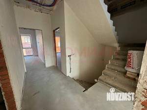 Дом 240м&sup2;, 2-этажный, участок 3 сот.  