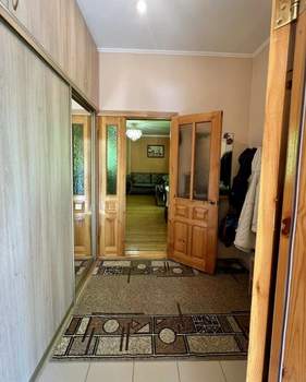 Дом 194м&sup2;, 3-этажный, участок 7 сот.  