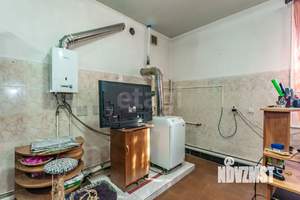 Дом 327м&sup2;, 2-этажный, участок 6 сот.  