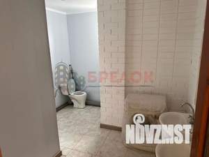 Дом 463м&sup2;, 2-этажный, участок 7 сот.  