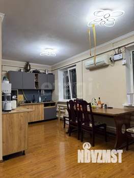 Дом 141м&sup2;, 1-этажный, участок 6 сот.  