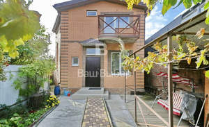 Дом 130м², 2-этажный, участок 3 сот.  