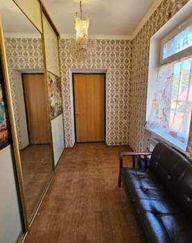 Дом 420м&sup2;, 3-этажный, участок 6 сот.  