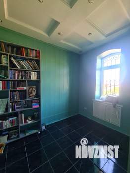 Дом 300м², 3-этажный, участок 7 сот.  