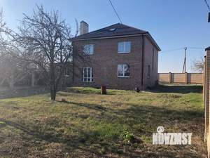 Дом 237м&sup2;, 2-этажный, участок 10 сот.  