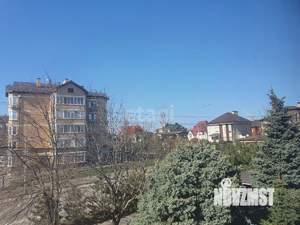 Дом 360м&sup2;, 3-этажный, участок 8 сот.  