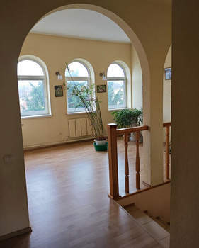 Дом 270м&sup2;, 2-этажный, участок 7 сот.  