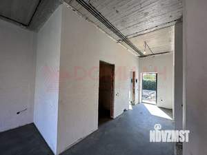 Дом 210м&sup2;, 2-этажный, участок 3 сот.  