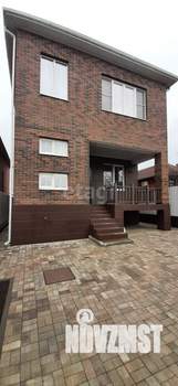 Дом 250м², 3-этажный, участок 3 сот.  