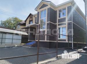 Дом 300м&sup2;, 2-этажный, участок 5 сот.  