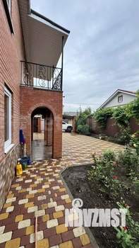 Дом 189м&sup2;, 2-этажный, участок 6 сот.  