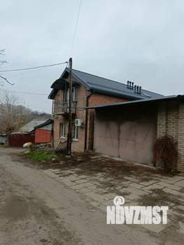 Дом 166м&sup2;, 2-этажный, участок 3 сот.  