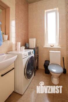 Дом 80м&sup2;, 2-этажный, участок 2 сот.  