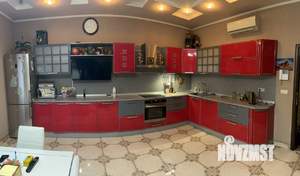 Дом 180м², 2-этажный, участок 3 сот.  