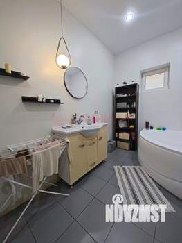 Дом 150м&sup2;, 2-этажный, участок 4 сот.  