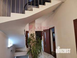 Дом 200м², 2-этажный, участок 6 сот.  