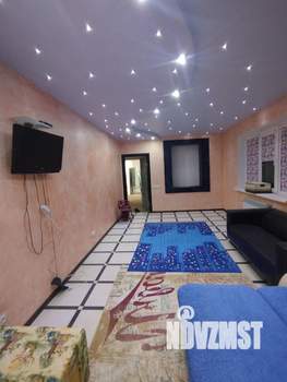 Коттедж 187м&sup2;, 2-этажный, участок 8 сот.  